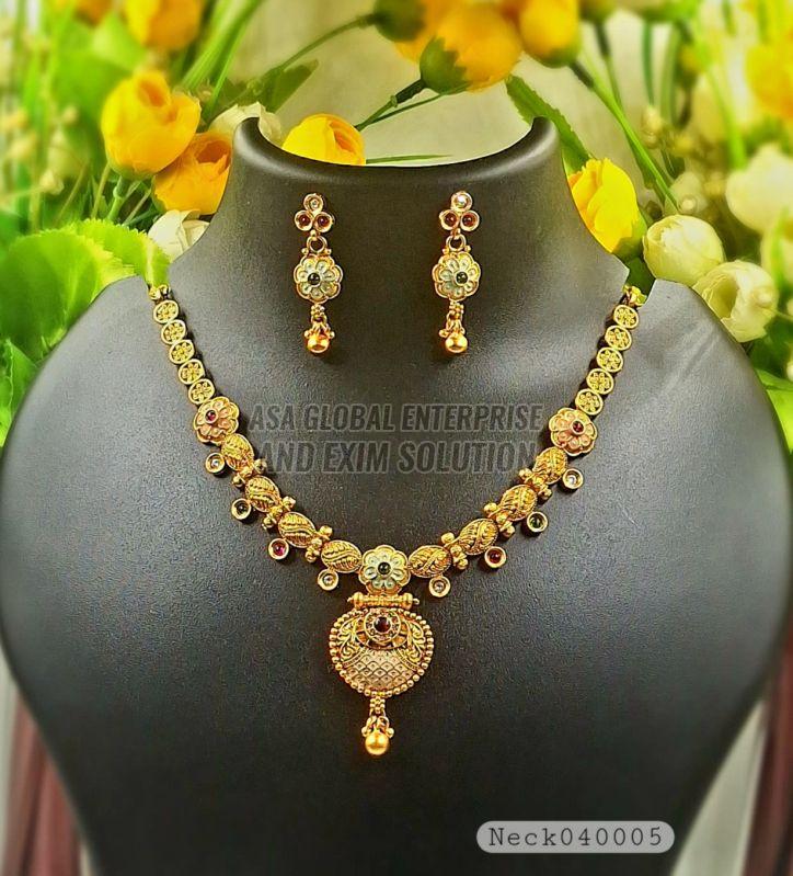 Brass Golden Ladies Fancy Artificial Necklace Set