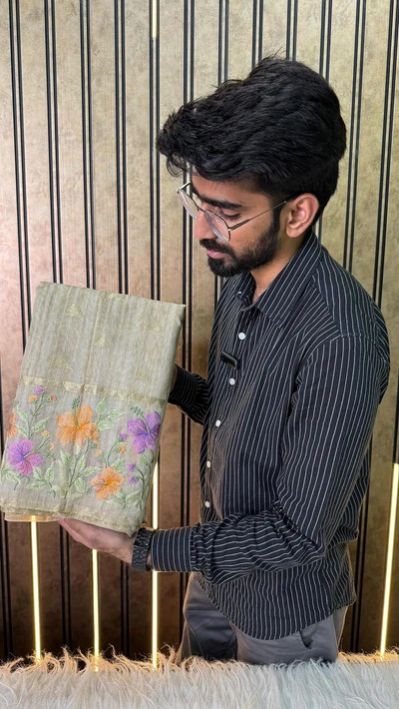 Light Tussar Ghicha Cotton Silk Floral Embroidered Border Saree