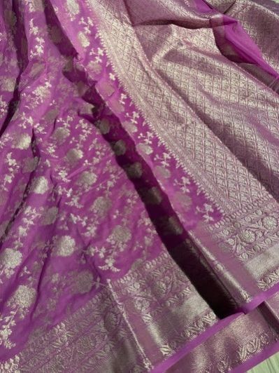 Subtle Lavender Pink Georgette Silk Grand Floral Weave Banarasi Saree