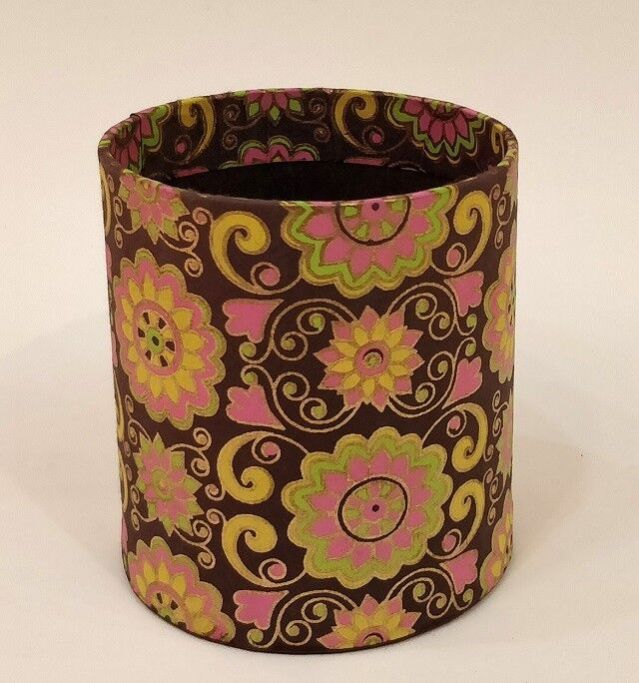 Handmade Paper Penstand