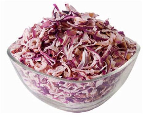 dehydrated red onion flakes