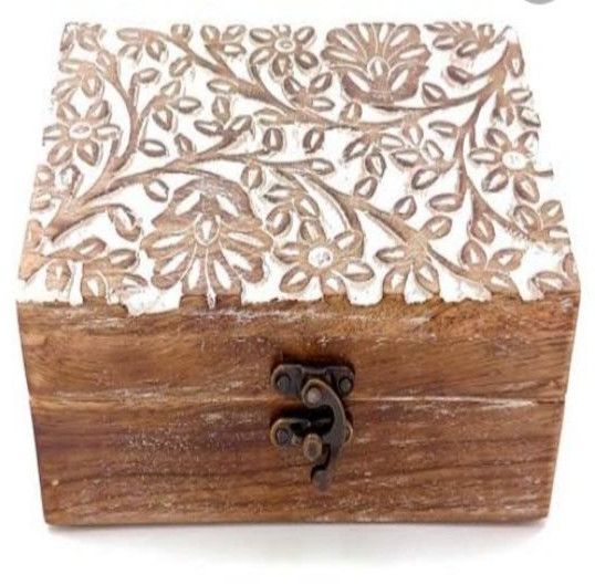 Antique Mango Wood Wooden Carving Box