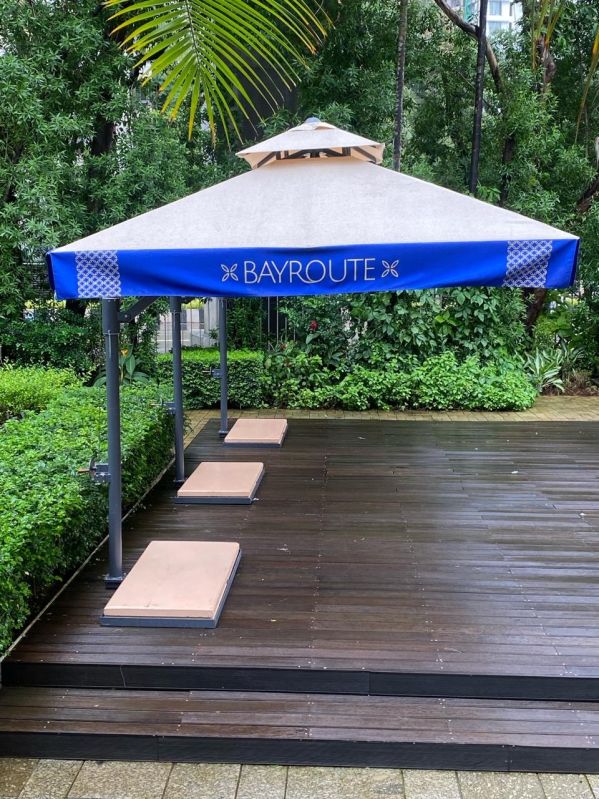 Bayroute Side Pole Garden Umbrella