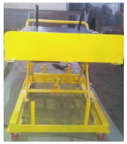 Mild Steel Yellow Industrial Trolley, Shape : Rectanguar