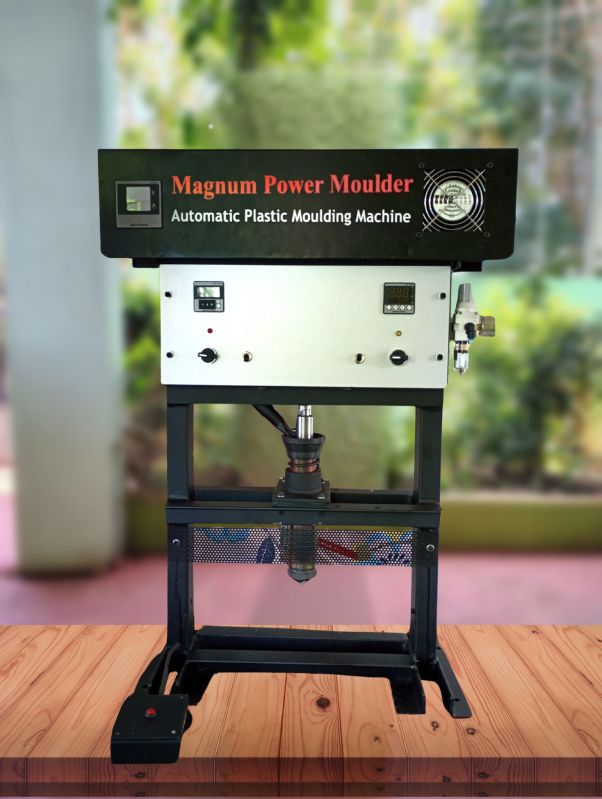 40 Grams Plastic Injection Moulding Machine (Pneumatic)