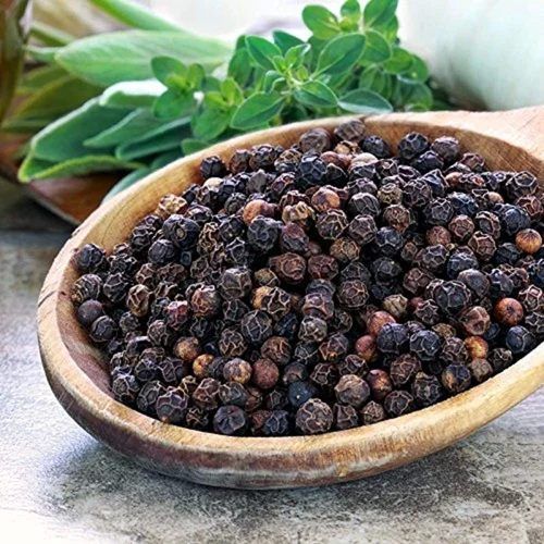 Raw Organic Black Pepper Seeds, Packaging Size : 25-50 Kg for Cooking