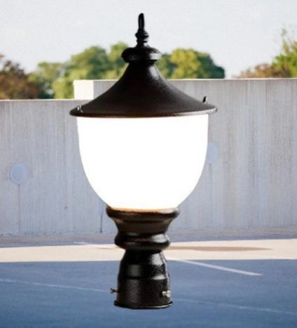 Iron Samrat Outdoor Gate Light