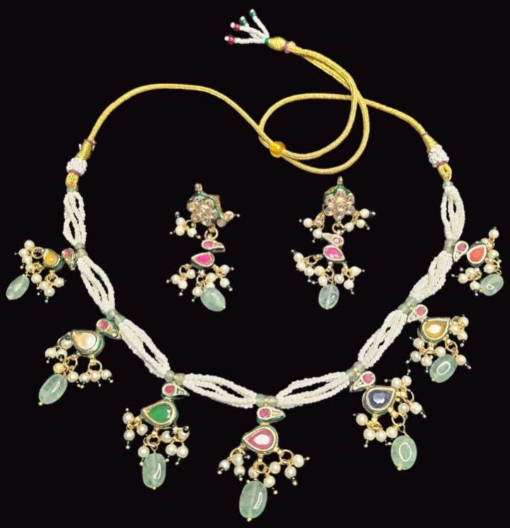 Kundan Bird Shape Pendant with Pearl Strings Choker Set