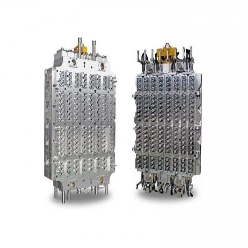 PET Injection Molds with Hot Runners