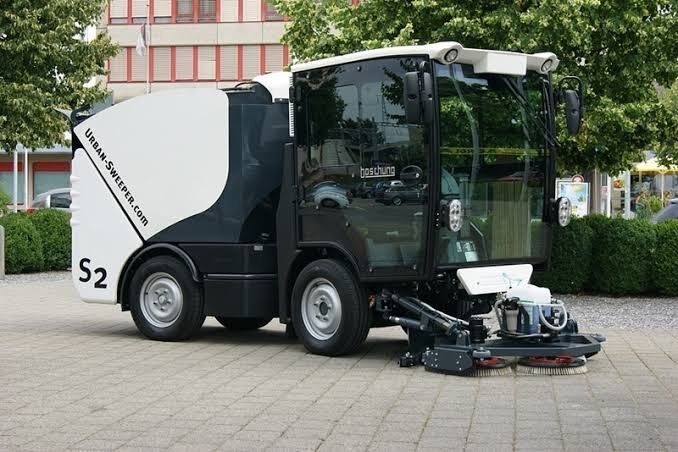 E Kamsweep Fully Electric Street Sweeper