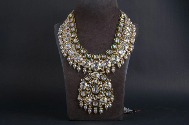 Splendour OF The Sea Women Necklace