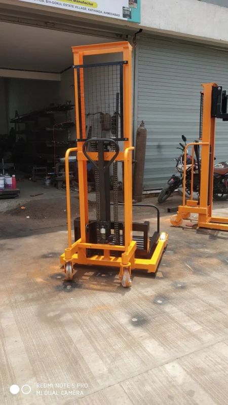 Hydraulic Drum Lifter