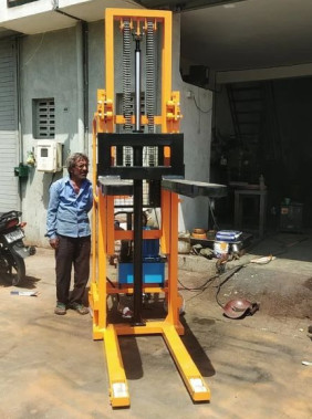 semi electric stacker