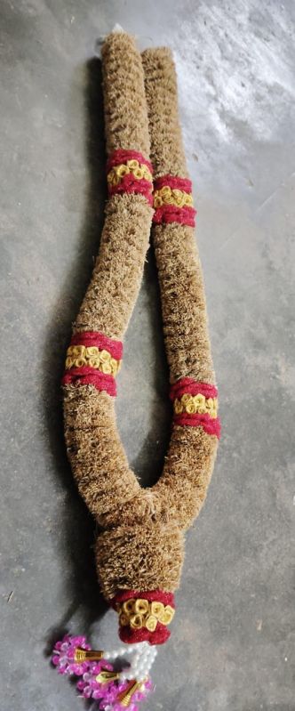 Vetiver Design Garland