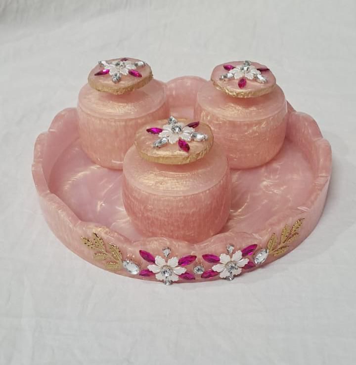 Resin Tray with Three Jars