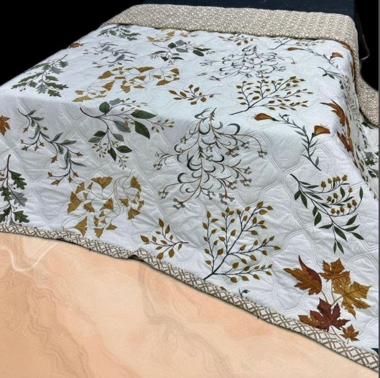 White & Green Premium Ultrasonic Double Bed Reversible Comforter