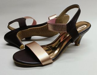 Plain Ladies Sandal, Color : Brown Modern, Packaging Type : Box