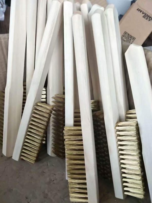 Wooden Handle Grill Brush