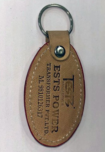 Metal Custom Oval Leatherette Keychain, Color : Tan, Brown
