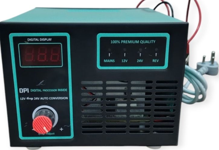 12 v/24 V 15 Ampear Charger