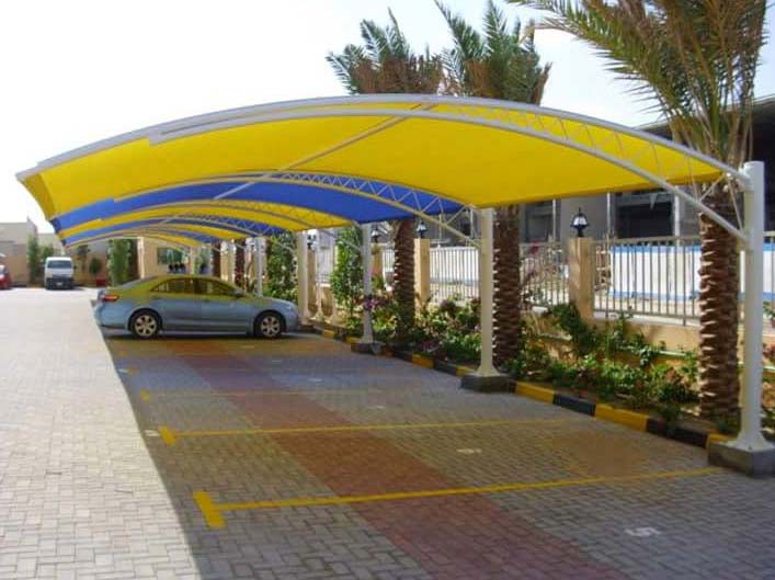 Walkway covering structure