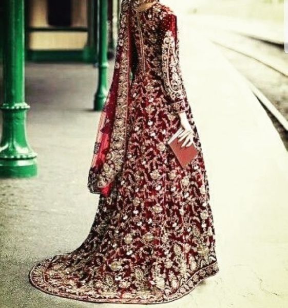 tail lehenga