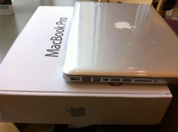 Apple Macbook Pro 17inch