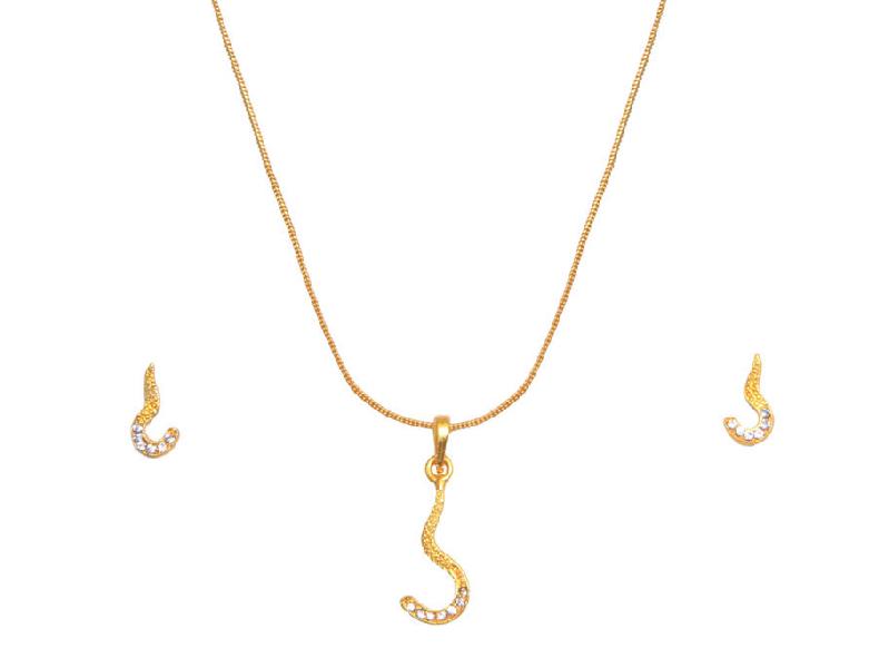 Guess shaped Gold Plated Pendant, Gender : Female