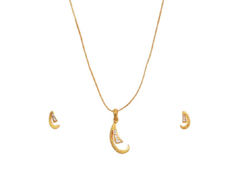 New Curvy Shape Gold Plated Pendant