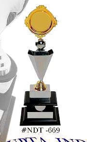 Rectangular Ndt 669 - Metal Sports Trophy, Style : Antique, Common