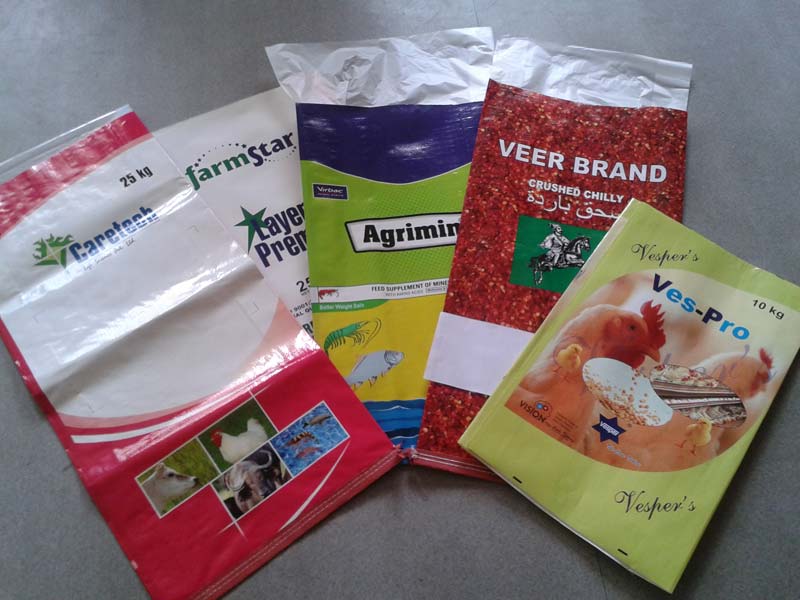 Printed Poultry Feed Packaging Bags, Color : Multicolor