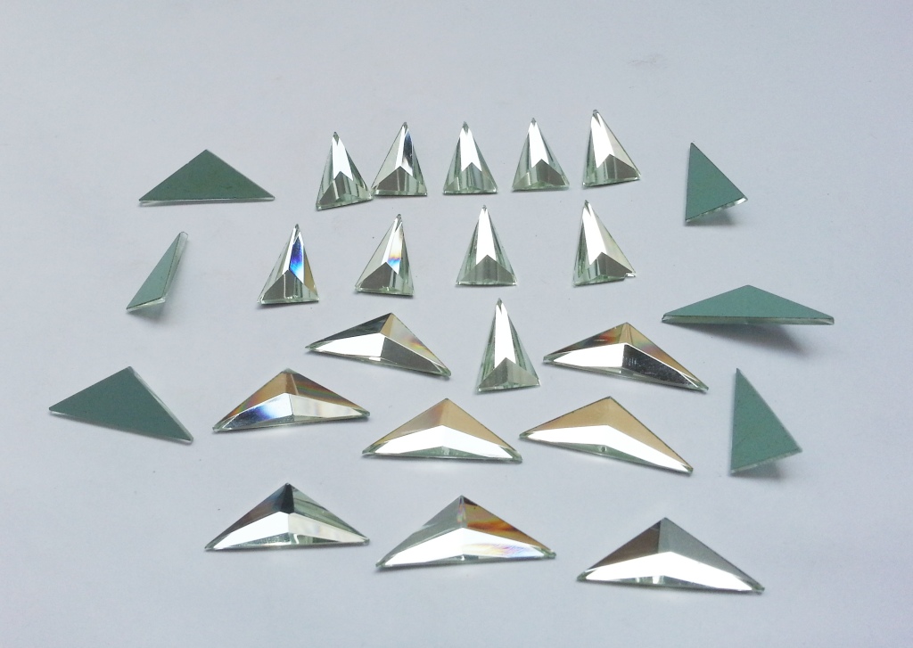 FANCY & TRIANGLE LOOSE GLASS  STONES