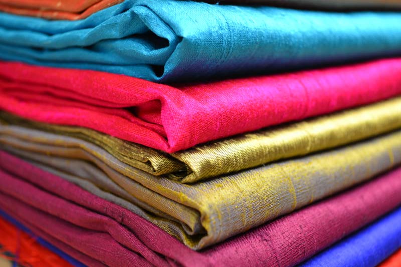 raw silk fabric at best price in Surat Gujarat from Abhinav Fabrics |  ID:1448737