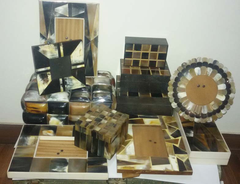 HORN CRAFTED PHOTO FRAMES BOXES & ACCESSORIES