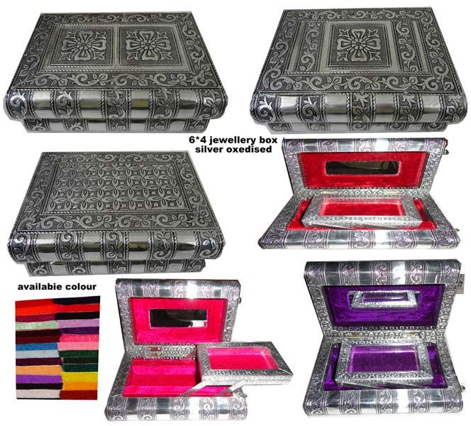 SILVER CRAFTED JEWELRY BOXES