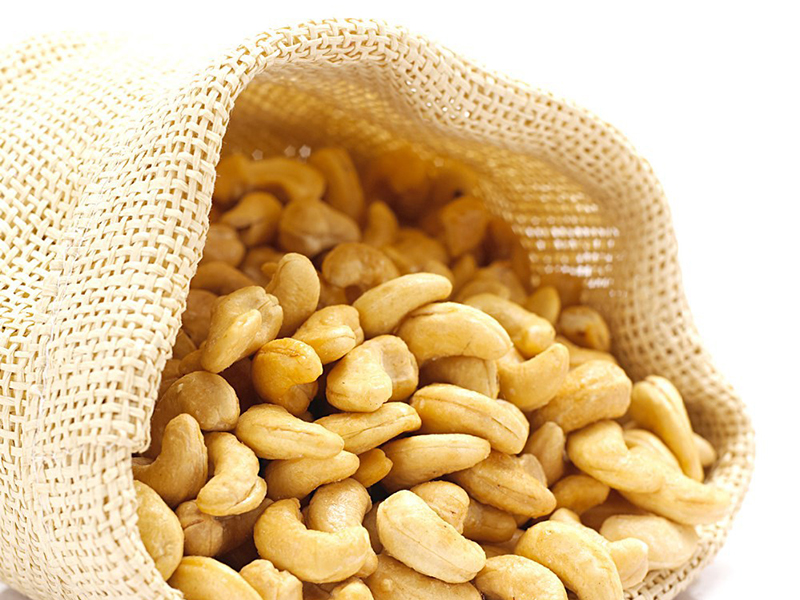 Raw Cashew