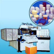 IMMEDIATELY SELLING PAPER GLASS OR PLATE MAKING MACHINE IN LAKNOW