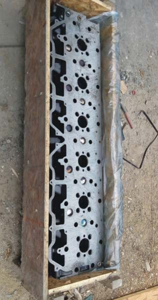 Caterpillar Cylinder Head
