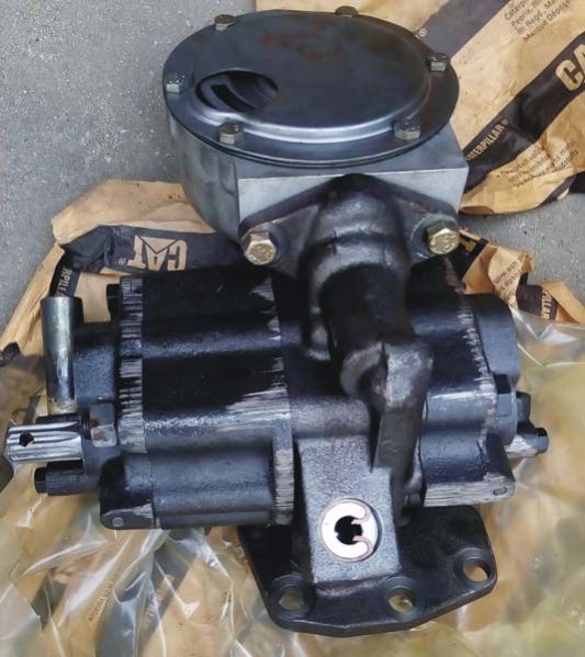 Caterpillar Oil Pump