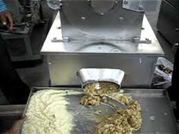 S.S ginger paste making machine, Capacity : 50/100/200 to 1 tonn