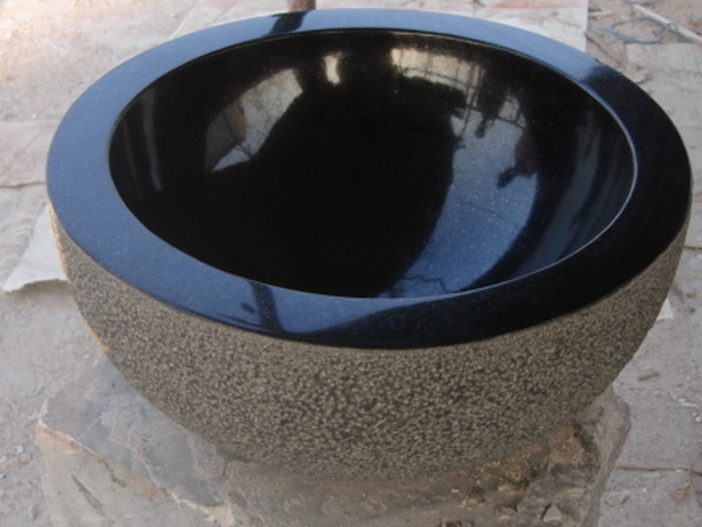 Stone wash basin in black granite