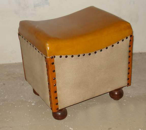 Leather/Canvas Ftd Stool