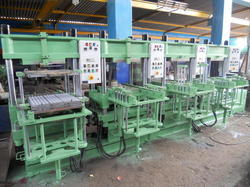 Hydraulic rubber compression moulding press