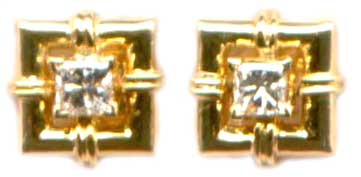 Gold Diamond Earring