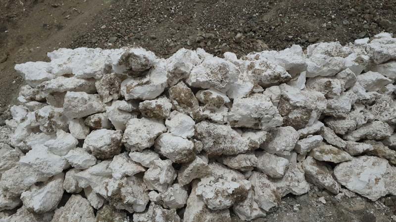 Raw Magnesite Lumps High Grade, Color : White