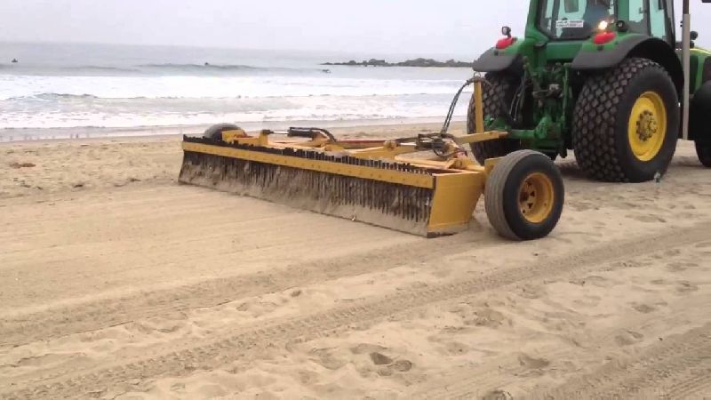 Sand cleaning machine