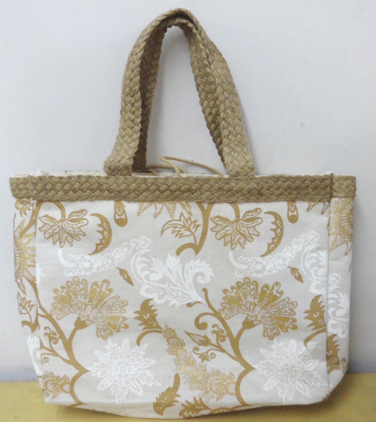 Cotton Fancy Bag by Aarbur, Cotton Fancy Bag from Kolkata West Bengal