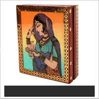 Box with Gemstone Lady Statue Pic