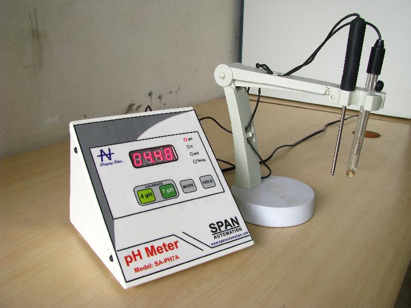 Microprocessor Digital ph Meter with 2 Pt Calibration