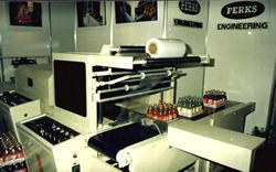 Automatic Shrink Wrapping Machines with Manual Collation